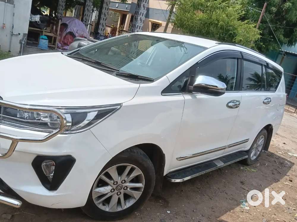 Toyota Innova Crysta 2018