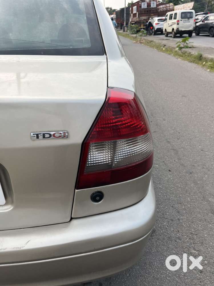 Ford Ikon 1.4 ZXi, 2011, Diesel - Cars - 1826455667