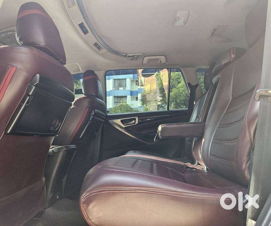 Toyota Innova Crysta 2.4 Vx Mt 8s, 2018, Diesel