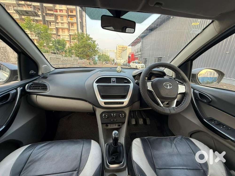 Tata Tiago, 2017, Petrol