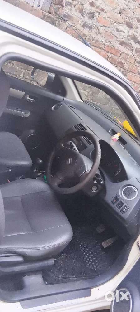 Maruti Suzuki Dzire 2011 Manual Petrol