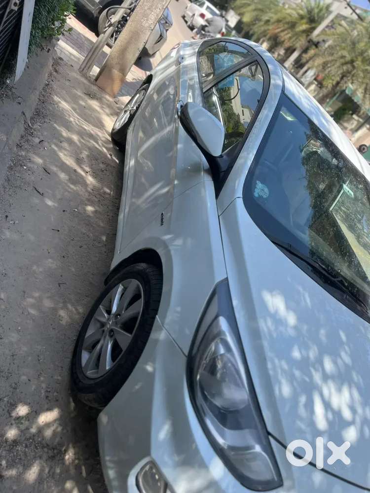Verna 2011/12 Good Condition
