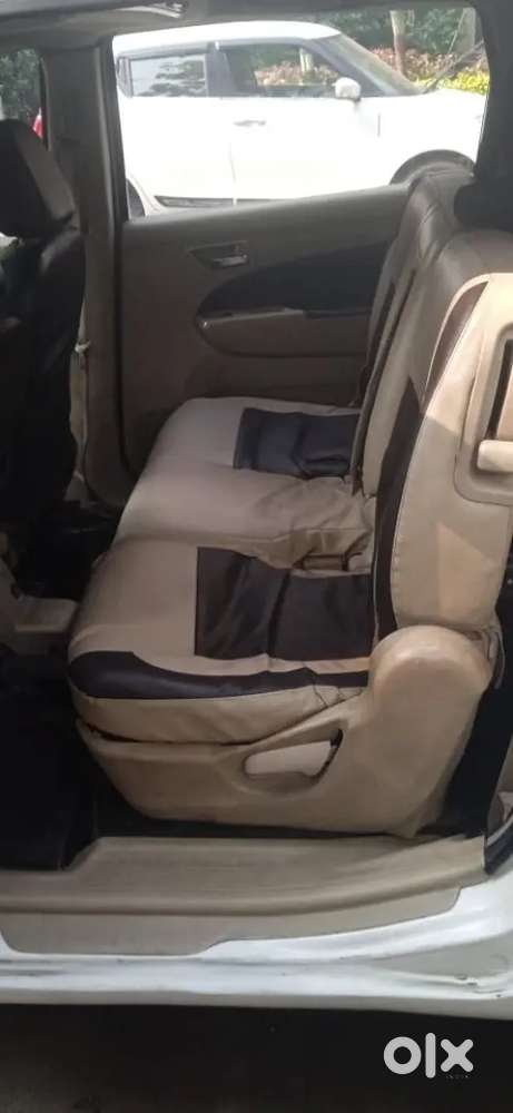 Maruti Suzuki Ertiga 2017 Diesel 130000 Km Driven