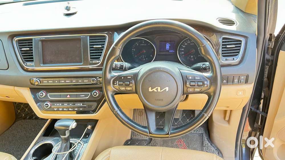 Kia Carnival Limousine Plus 7 Str, 2022, Diesel