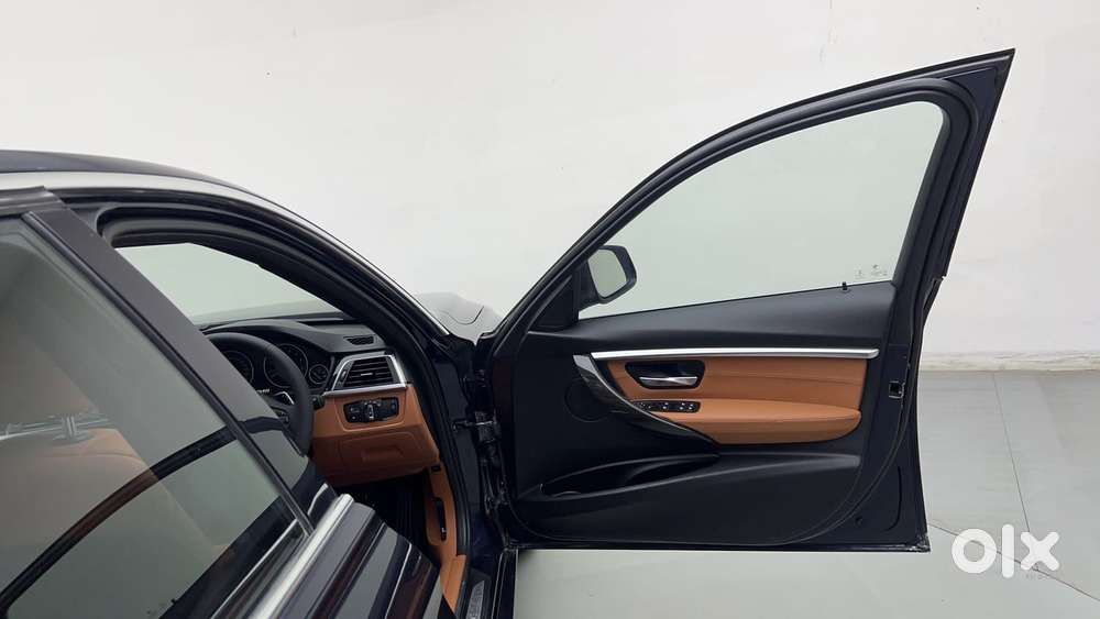 Bmw 3 Series 2.0 320i Luxury Line, 2016, Petrol