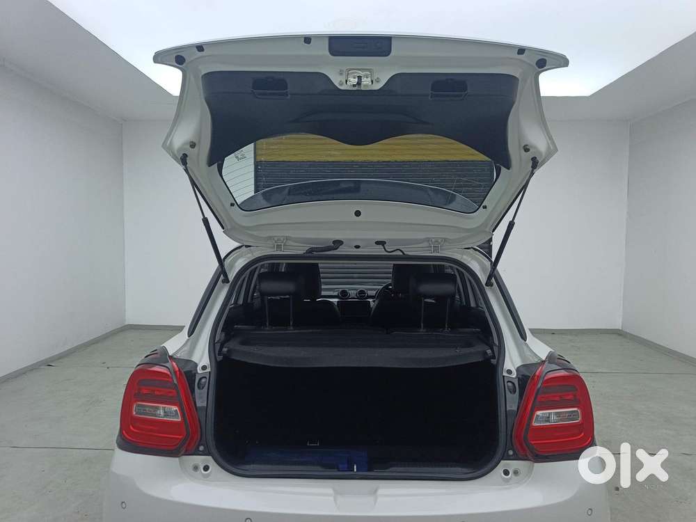 Maruti Suzuki Swift Amt Zxi, 2023, Petrol