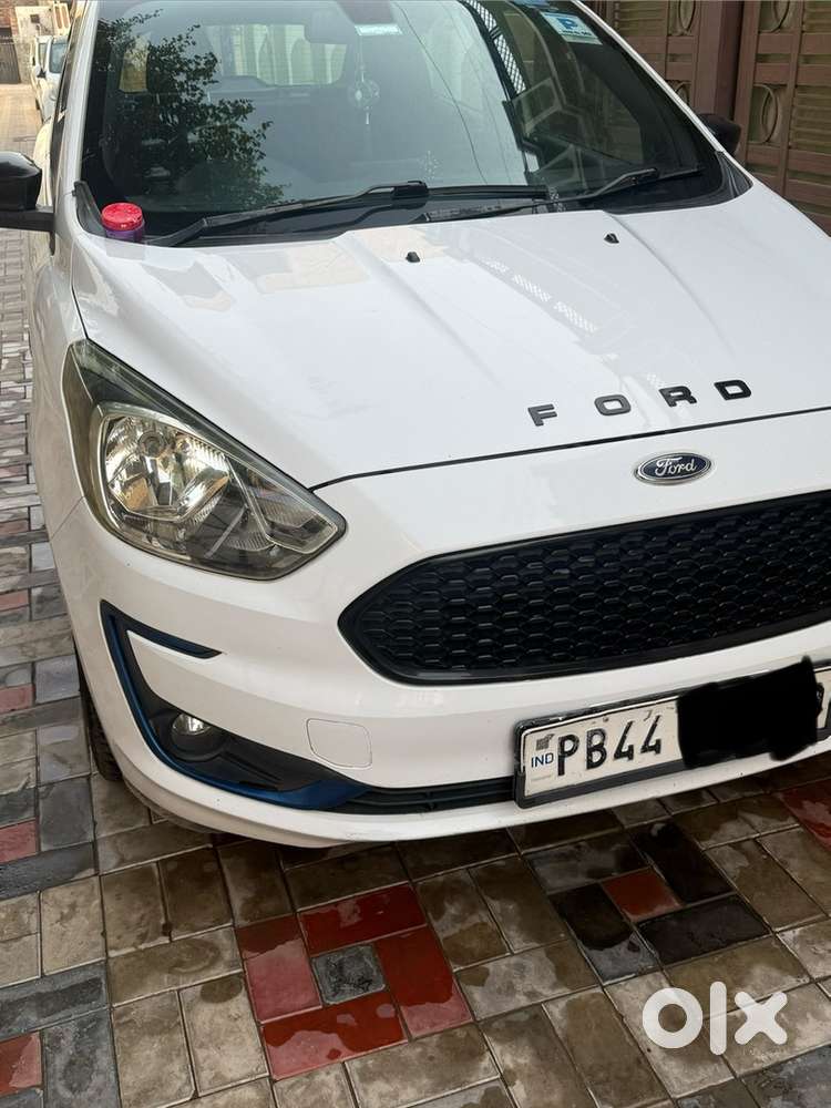 Top Model , 6 Airbag, Auto Wiper , Auto Headlamps , Abs Ebd,