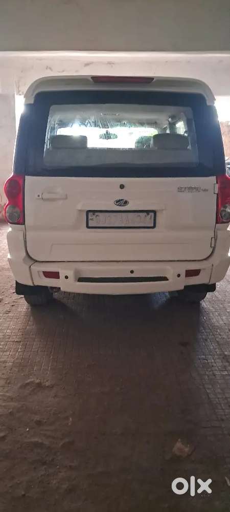 Mahindra Scorpio Bs4