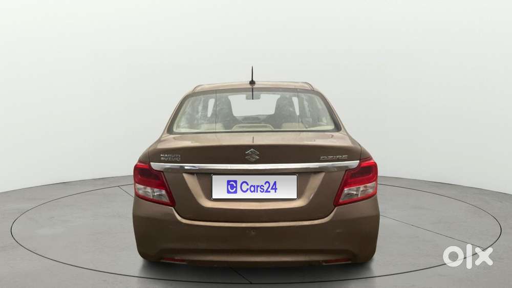 Maruti Suzuki Swift Dzire 1.2 Lxi Bsiv, 2018, Cng & Hybrids