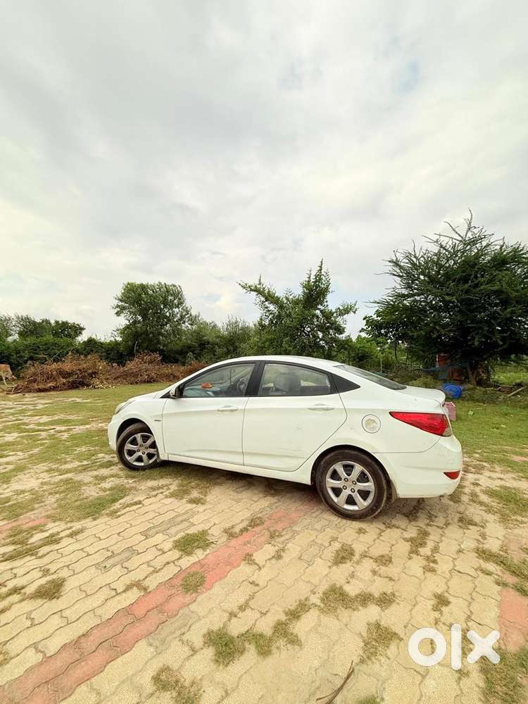Hyundai Verna