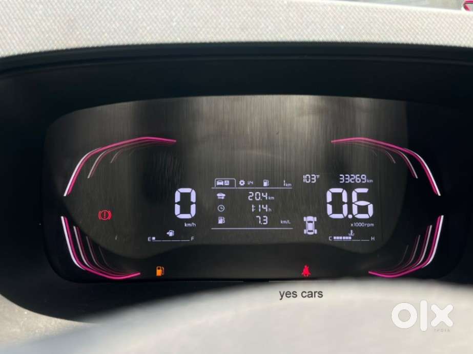 Kia Carens 1.4 Premium 7 Str, 2022, Petrol