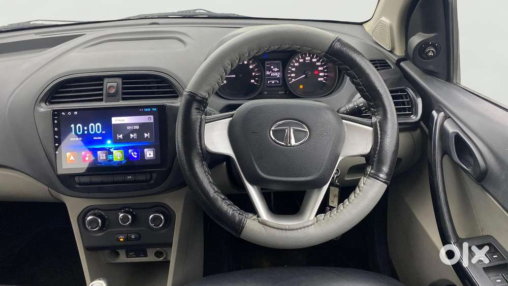 Tata Tiago 1.2 Revotron Xt, 2016, Petrol