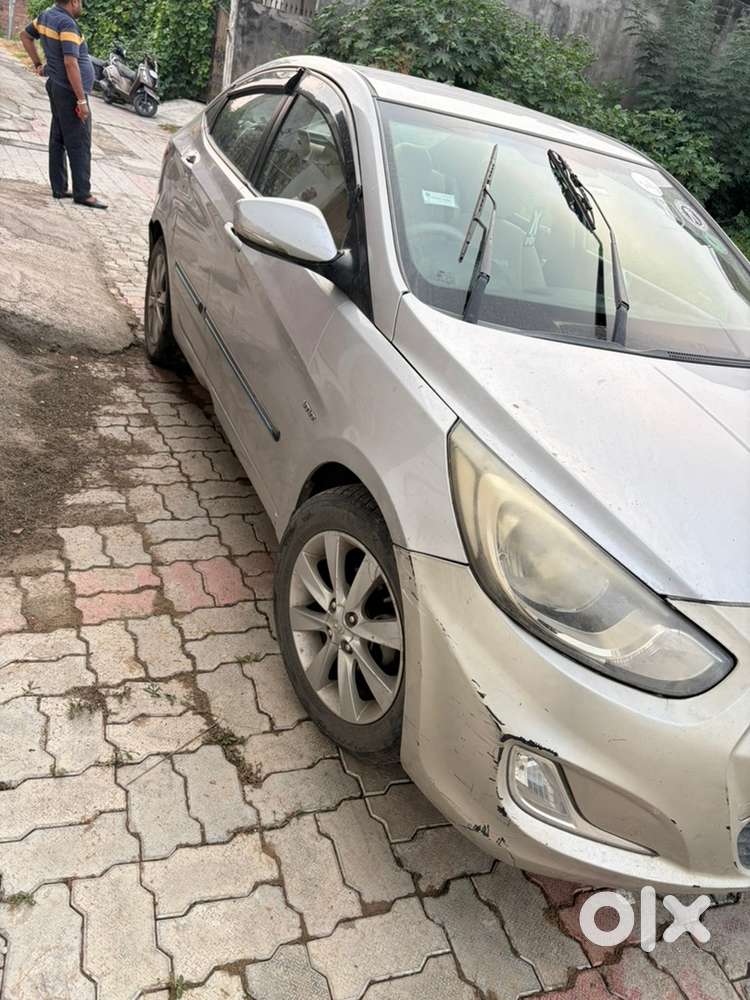 Hyundai Verna Petrol Manual 2015