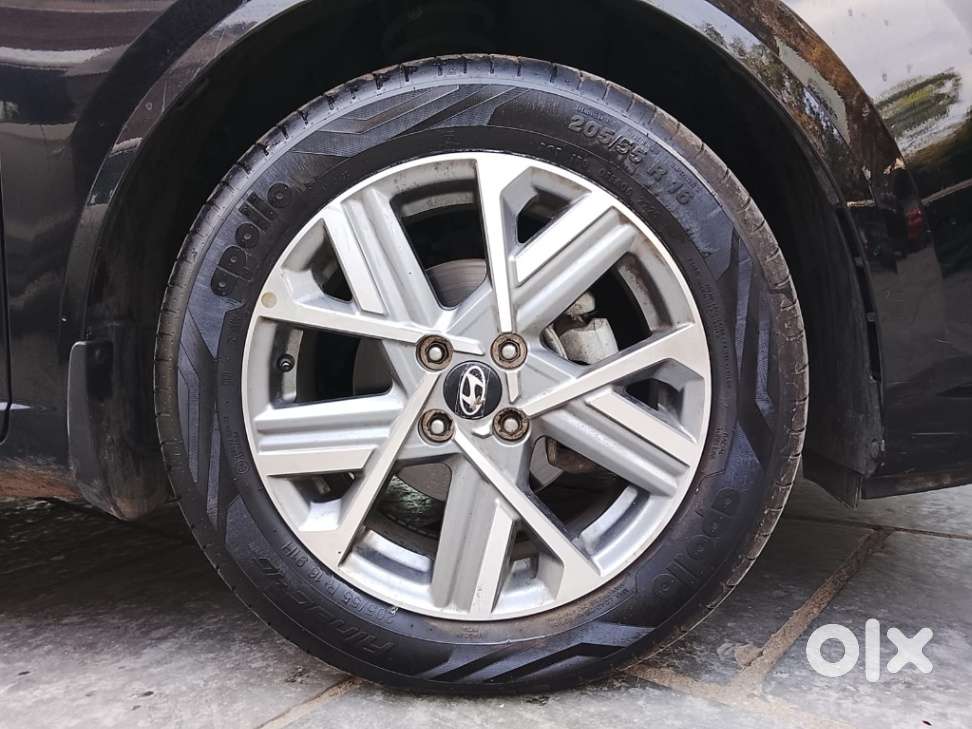 Hyundai Verna 1.5 Sx (o) Ivt, 2025, Petrol