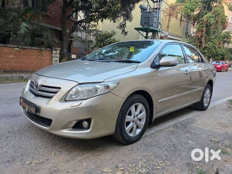 Toyota Corolla Altis G, 2010, Petrol