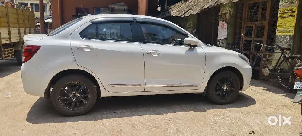 Maruti Suzuki Dzire 2021 Petrol 80000 Km Driven