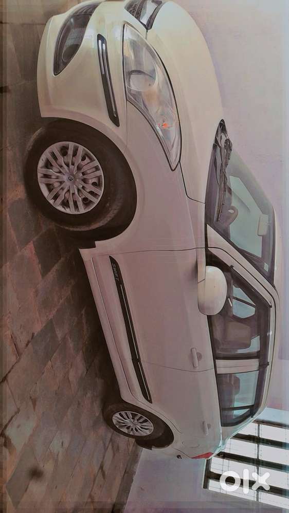 Maruti Suzuki Dzire 2015