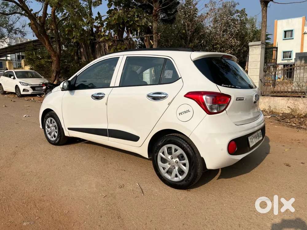 Hyundai Grand I10 2017 Petrol Well Maintained- Kappa