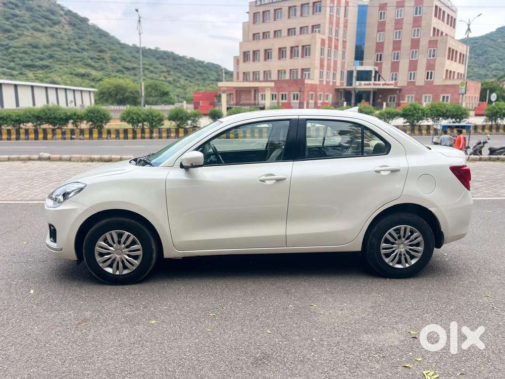 Maruti Suzuki Swift Dzire Vxi Optional, 2018, Petrol