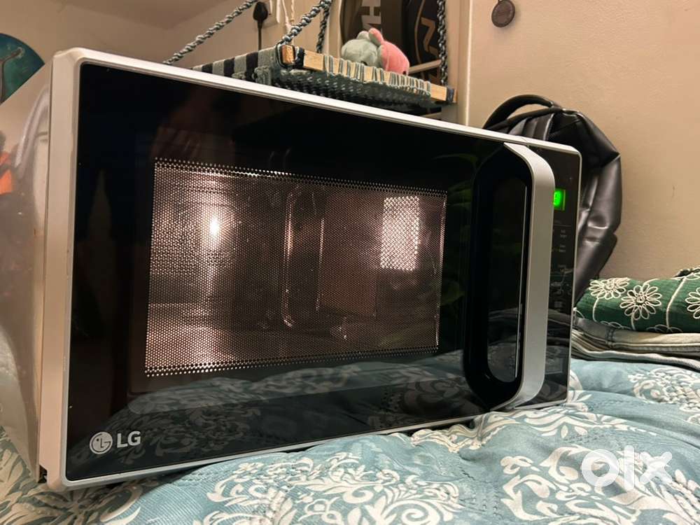 LG Microwave oven