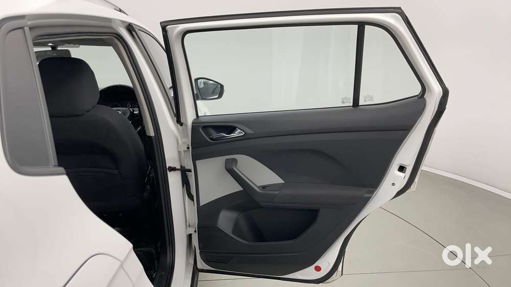Skoda Kushaq 1.0 Tsi Ambition, 2023, Petrol
