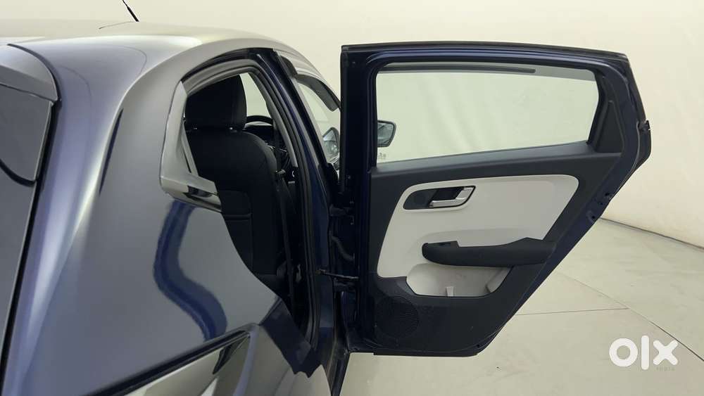 Tata Altroz 1.2 Xz Plus Petrol, 2023, Petrol