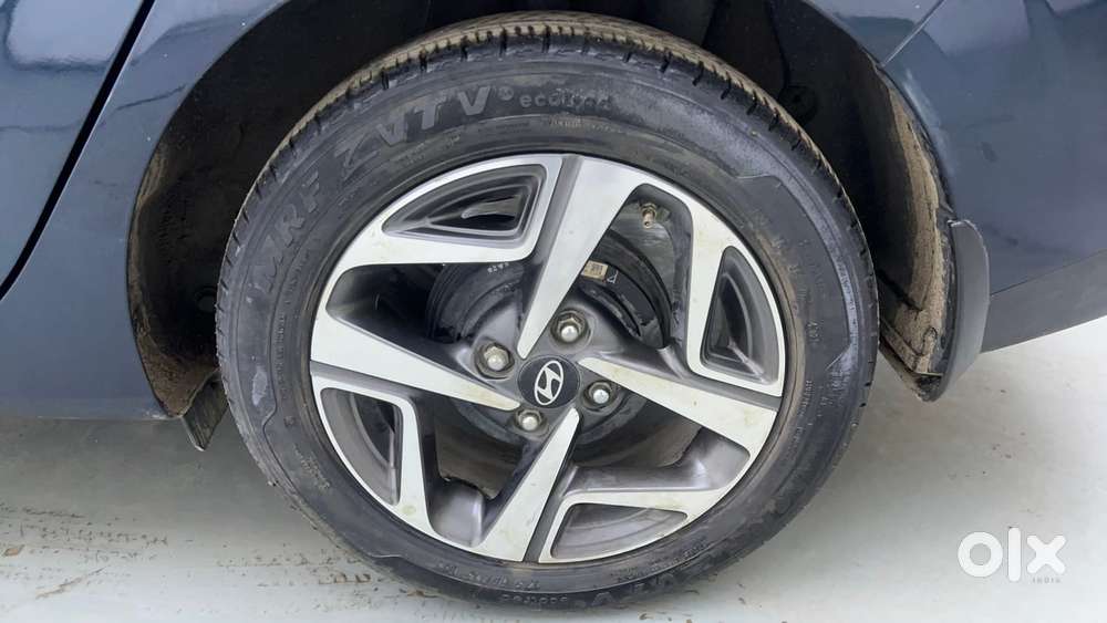 Hyundai Aura 1.2 Sx Cng, 2023, Cng & Hybrids