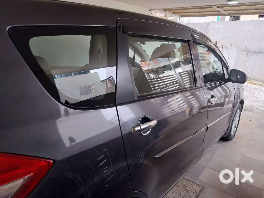 Maruti Suzuki Ertiga 2012 Diesel 83000 Km Driven
