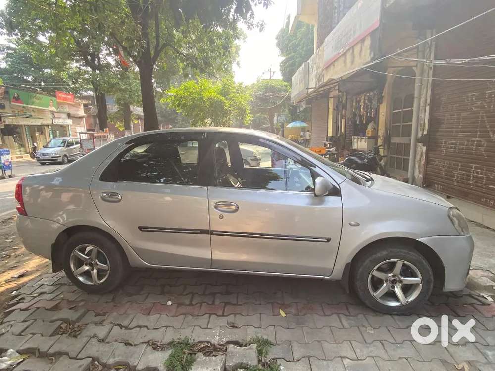 Toyota Etios 2012 Petrol