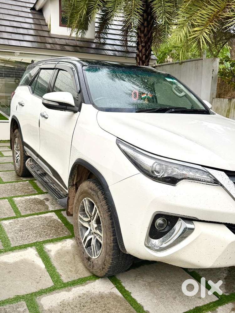 Only 55000 Kilometers Dual Tone Toyota Fortuner Diesel 2018