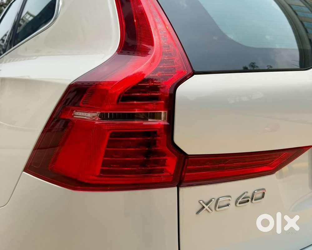 Volvo Xc60 Inscription D5, 2024, Petrol