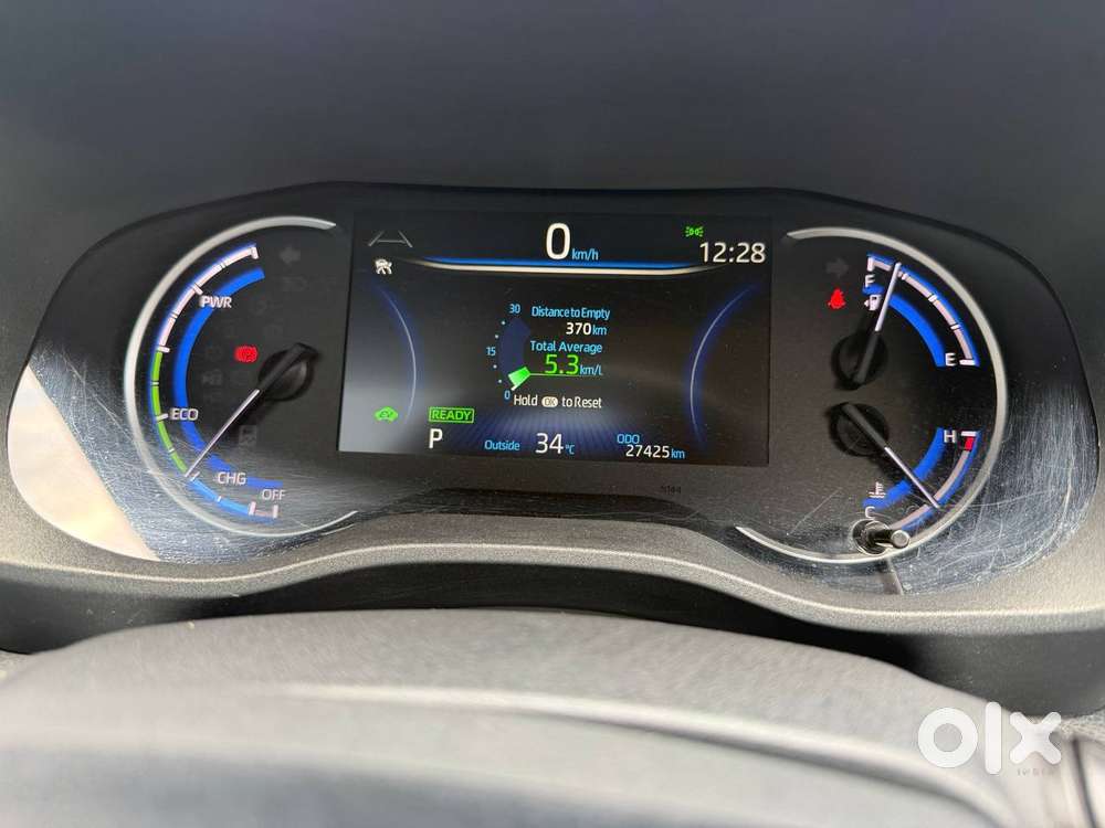 Toyota Innova Hycross 2.0 Zx (o) Hybrid 7 Str, 2024, Petrol