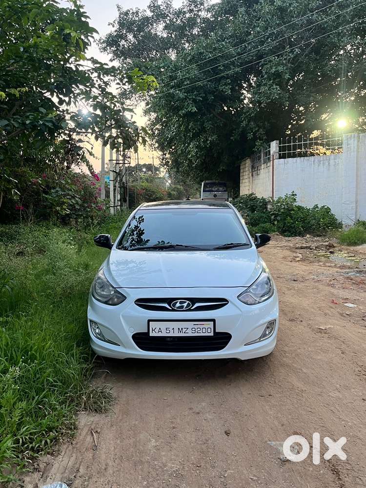Hyundai Verna Fluidic 2012