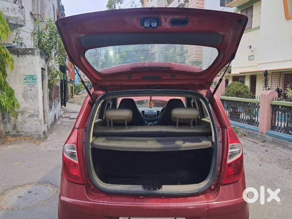 Hyundai I10 Sportz, 2011, Petrol