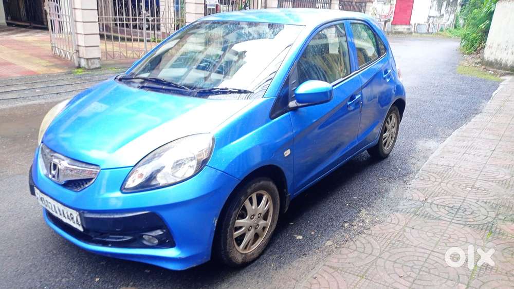 Honda Brio V Mt, 2012, Petrol