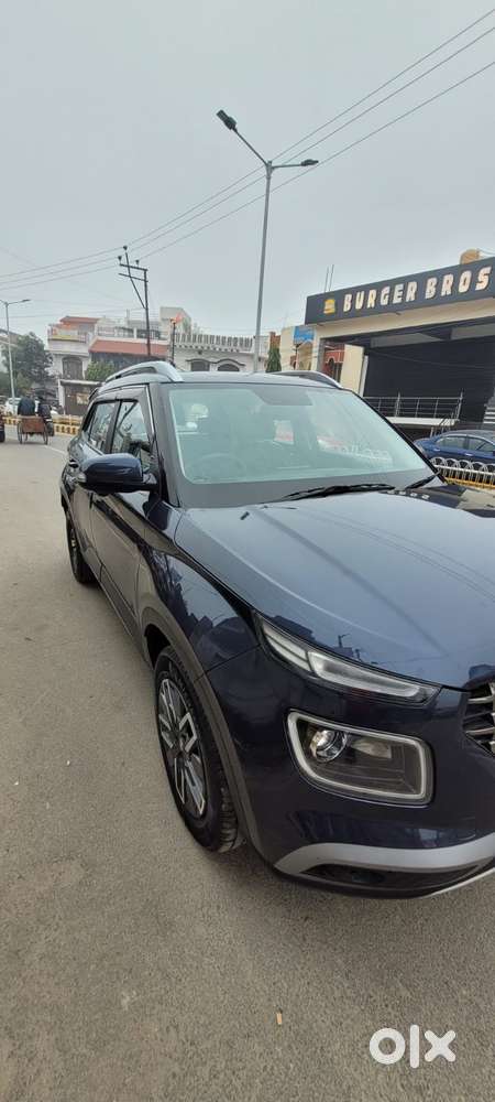 Hyundai Venue Sx Opt Turbo, 2022, Petrol