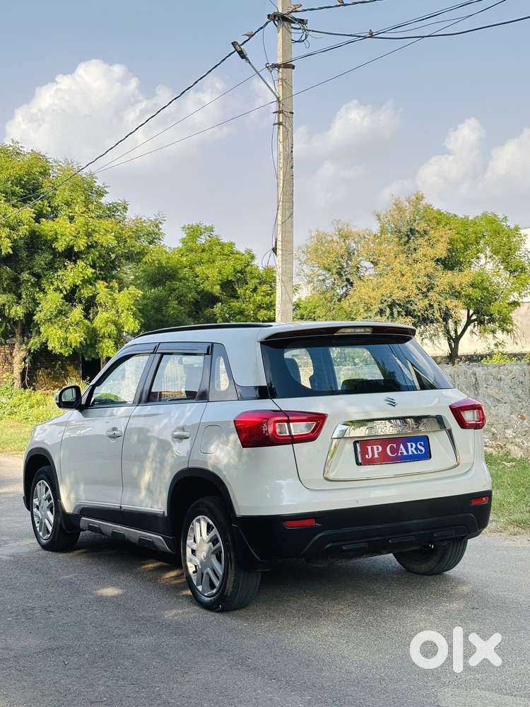 Maruti Suzuki Brezza 1.5 Vxi At Smart Hybrid, 2020, Petrol