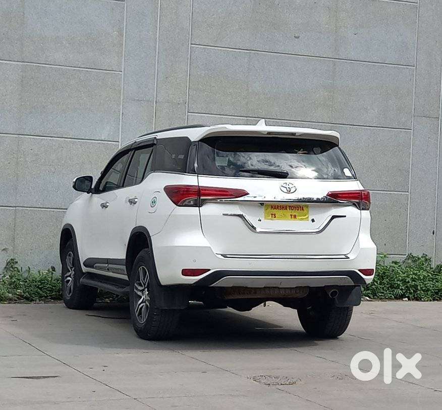 Toyota Fortuner 4x2 At 2.8 Diesel, 2020, Diesel