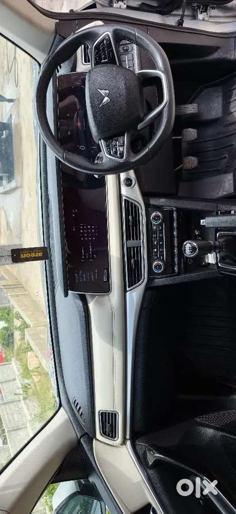 Mahindra Xuv700 2023 Diesel 54000 Km