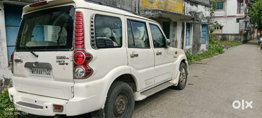 Mahindra Scorpio 2012