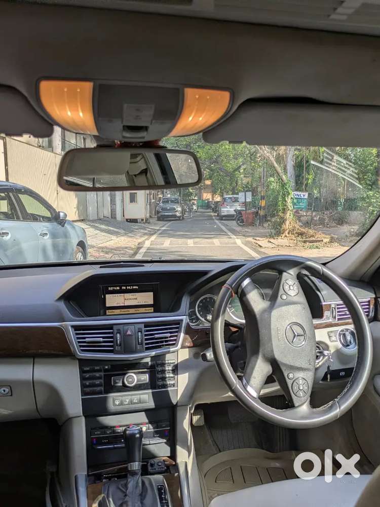 Mercedes-benz E-class 2012 Petrol 65433 Km Driven
