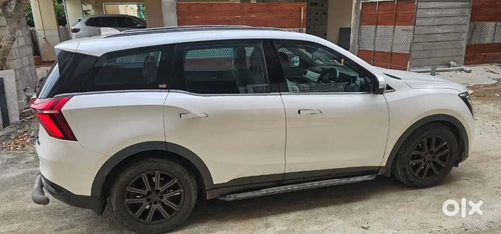 Mahindra XUV700 Diesel 2022