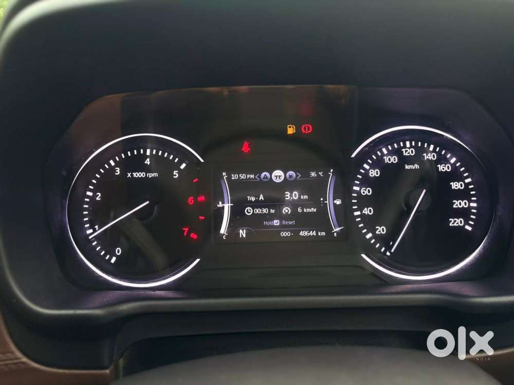 Mahindra Scorpio-n 2.0 Z2 Petrol Mt 7 Str, 2024, Petrol