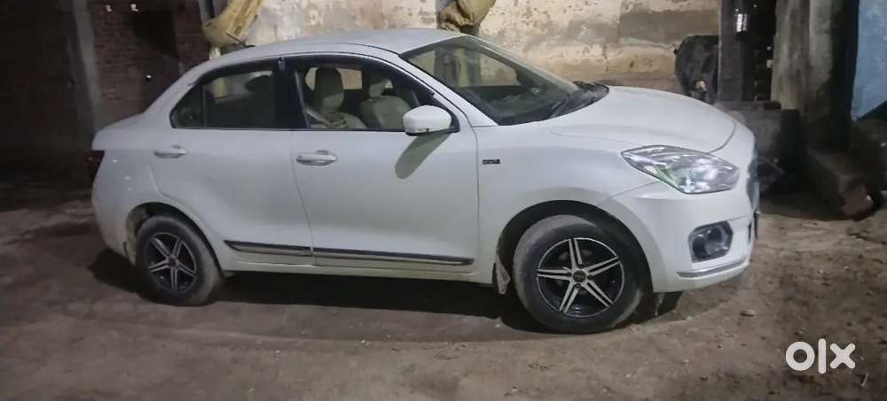 Maruti Suzuki Dzire 2018 Diesel 97000 Km Driven