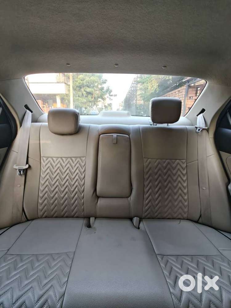 Maruti Suzuki Swift Dzire 1.3 Vxi, 2020, Petrol