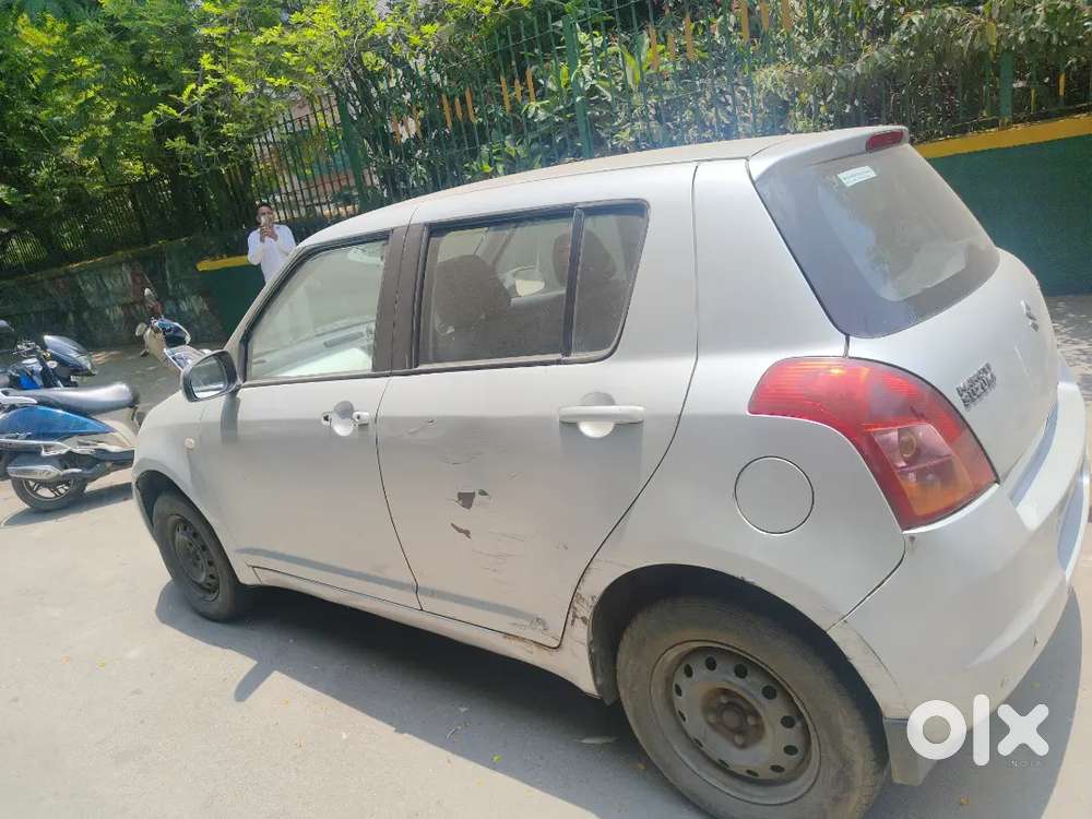 Maruti Swift Vxi  2006 Model