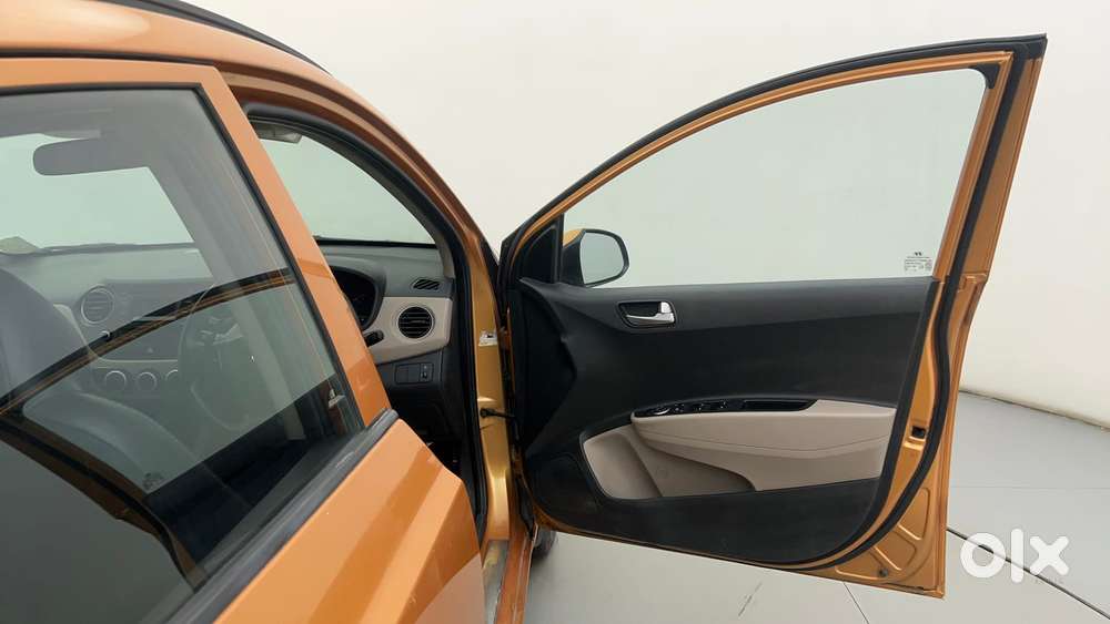 Hyundai Grand I10 1.2 Kappa Sportz, 2015, Petrol