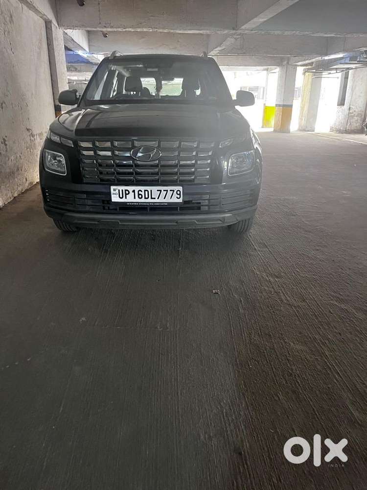 Hyundai Venue 2022 Petrol Good Condition