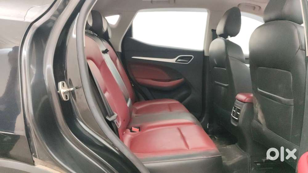 Mg Astor 1.5 Savvy Cvt S Red, 2021, Petrol