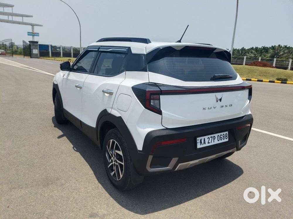 Mahindra Xuv 3xo Ax5 Ds Mt, 2024, Diesel
